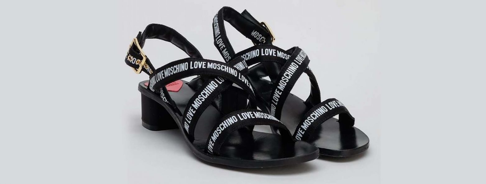Женские босоножки на каблуке Love Moschino