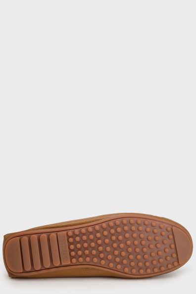 Коричневі шкіряні мокасини