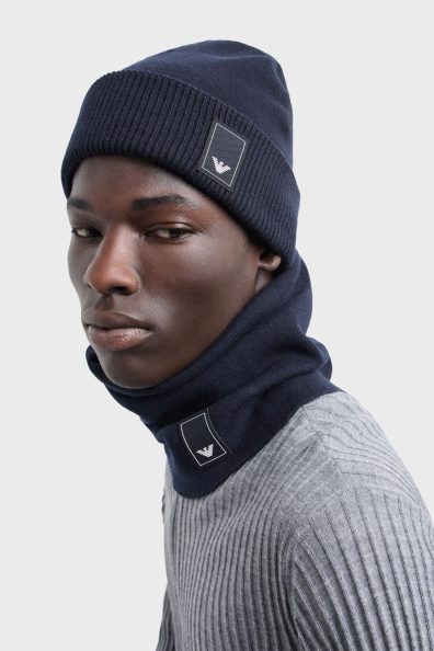 Мужская синяя шерстяная шапка с логотипом