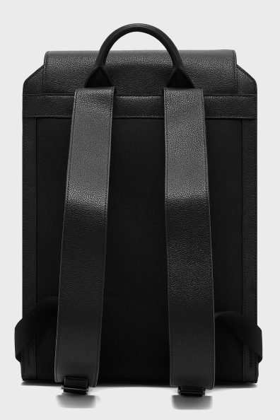 Черный рюкзак из гладкой кожи