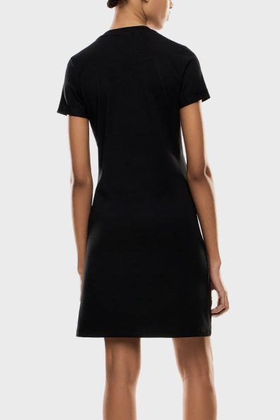 Жіноче чорне плаття із золотими надписами фото 1 Жіноче чорне плаття із золотими надписами