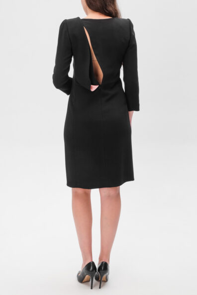 Жіноча сукня з вирізами