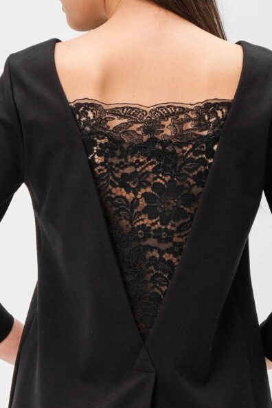 Черное платье с кружевной вставкой на спине фото 3 Черное платье с кружевной вставкой на спине