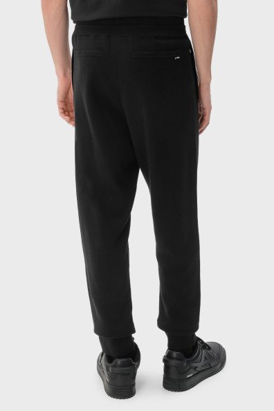 Мужские брюки черного цвета