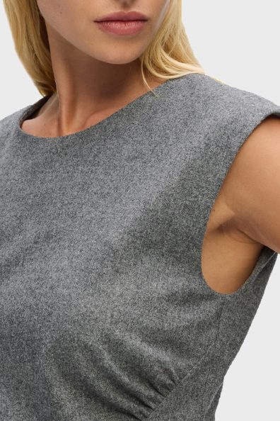 Женская блуза серого цвета без рукавов фото 2 Женская блуза серого цвета без рукавов